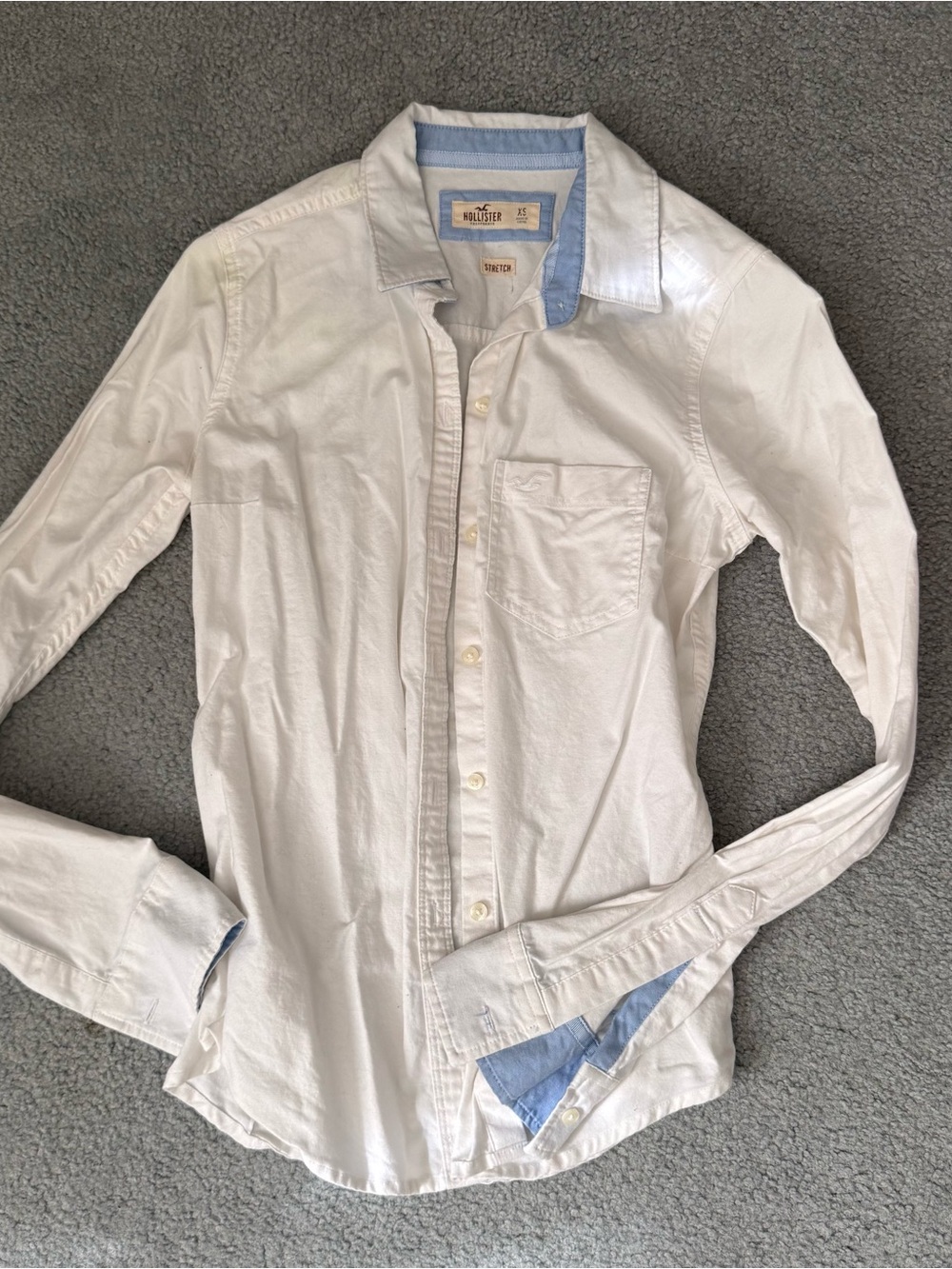 Hollister White Long-Sleeve Oxford Cotton Button Down Shirt with Contrast Trim